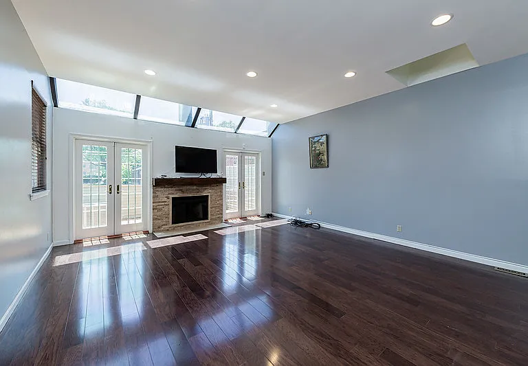 4367 Maryland Ave #B5 — Photo 5