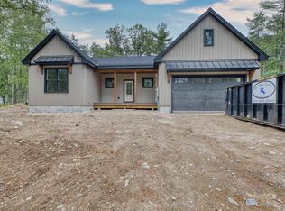 10 Winchester Ln, Tuftonboro, NH 03850
