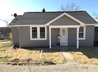 510 N 11th St, De Soto, MO 63020