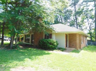 111 Bellegrove Cir, Brandon, MS 39047