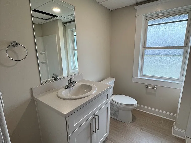 2 Agassiz Cir #B — Photo 14
