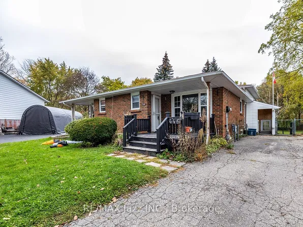 446 Brest Ct, Oshawa, ON L1H 5X8