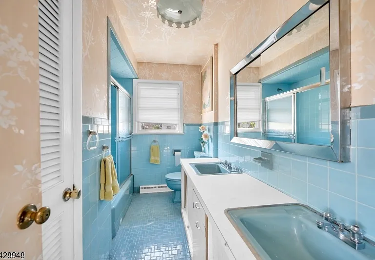 204 Tryon Pl — Photo 21