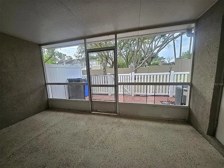 10106 Belleville Pl — Photo 18