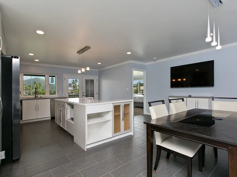 6153 Kalanianaole Hwy #2 — Photo 9