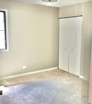 5th image of 16212 Apple Ln