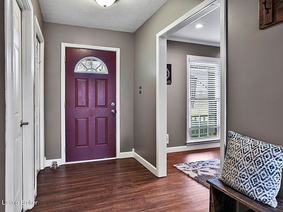 4th image of 1166 Southville Pike