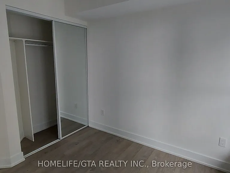 7 Mabelle Ave #2302 — Photo 30