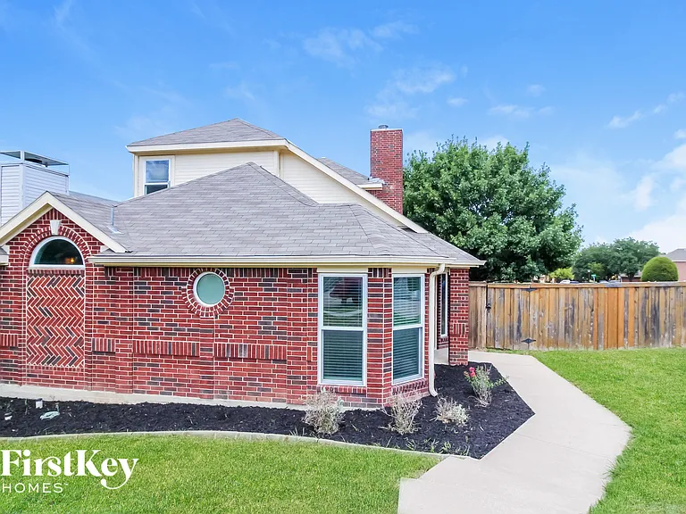 501 Timber Way Dr — Photo 1