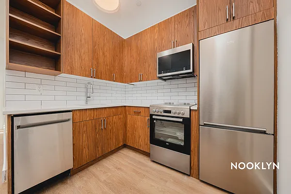 Rented by Nooklyn NYC LLC | media 11