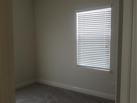 4th image of 1028 Hayden Ln