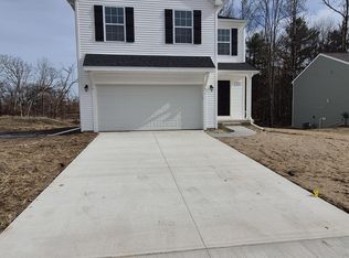 1200 Cedarwood Dr, Greenville, MI 48838