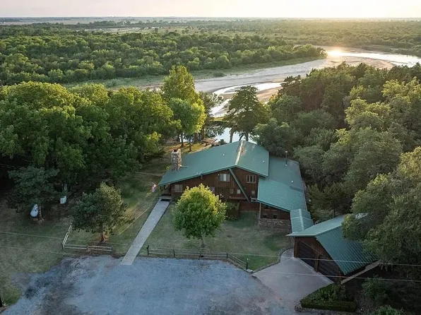 17996 N 2970th Rd, Crescent, OK 73028