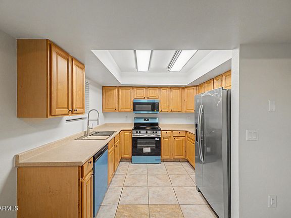 3rd image of 16624 E PALISADES Boulevard #102