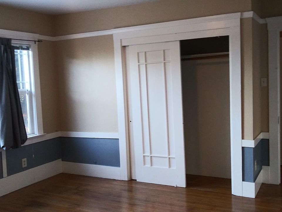 Bedroom Closet