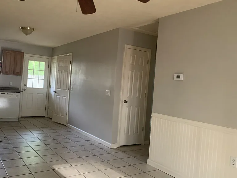 216 E Church St #8 — Photo 6