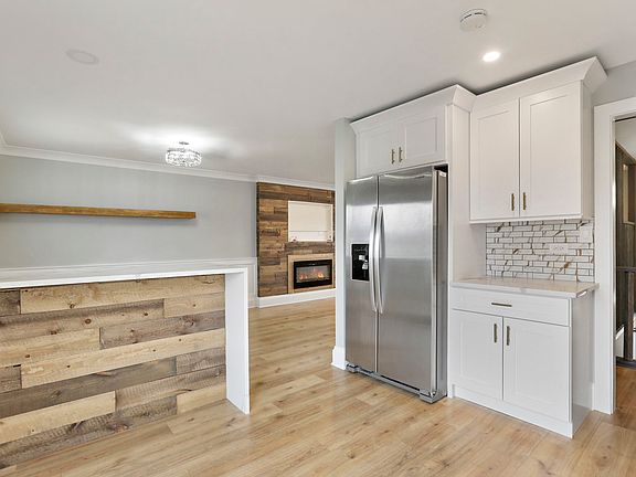 4th image of 4506 Harbor Cir