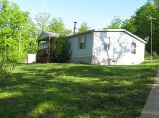 359 Meadowview Estates Rd, Clarkson, KY 42726