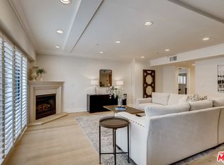 11692 Darlington Ave UNIT 101, Los Angeles, CA 90049