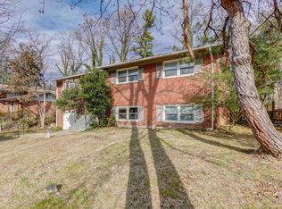 6417 Earlham Dr #1, Bethesda, MD 20817
