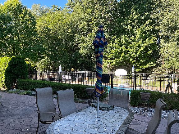 5th image of 4731 Birkdale Dr