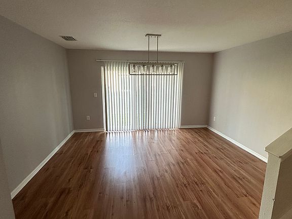 3rd image of 2553 Harn Blvd
