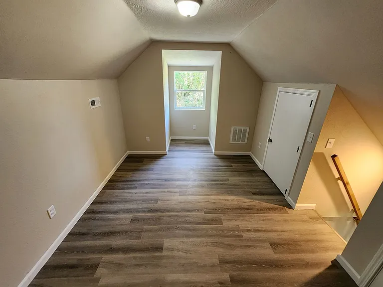 2153 N National Ave — Photo 26