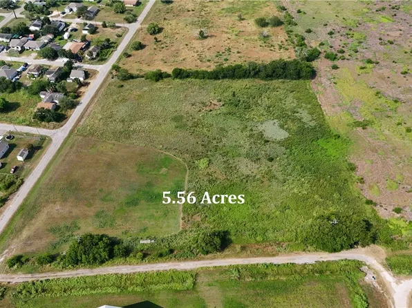 8 Compress Rd, Taft, TX 78390