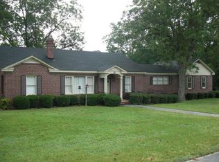 102 W Main St, Gibson, GA 30810