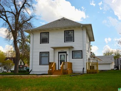 5220 Morningside Ave, Sioux City, IA, 51106