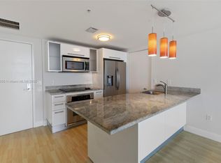 185 SW 7th St APT 3410, Miami, FL 33130