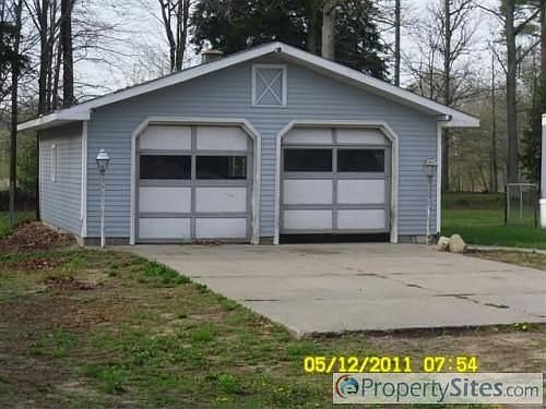 4th image of 8503 Robinhood Dr