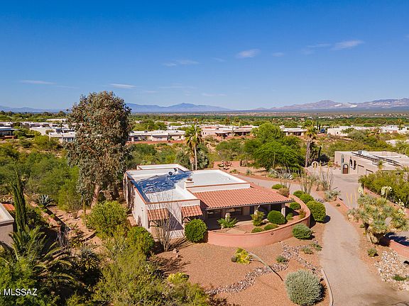 3rd image of 756 W Vista Hermosa Dr