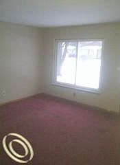 3rd image of 6037 N Globe St