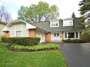 2083 Vermont St, Rolling Meadows, IL 60008