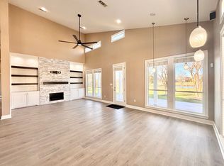 6181 Royal Palms Dr, Gonzales, LA 70737