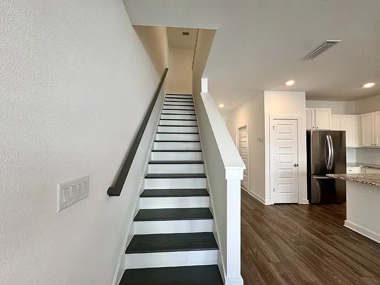 5889 Tyndall Pl — Photo 5