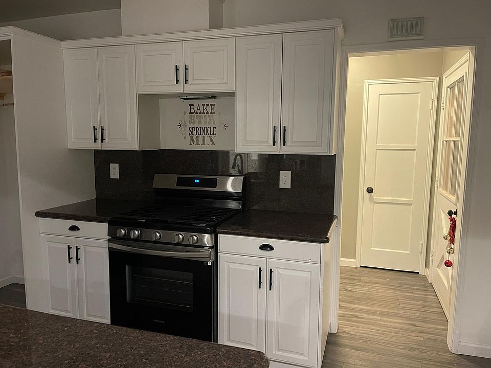 2nd image of 5661 E Coralite St