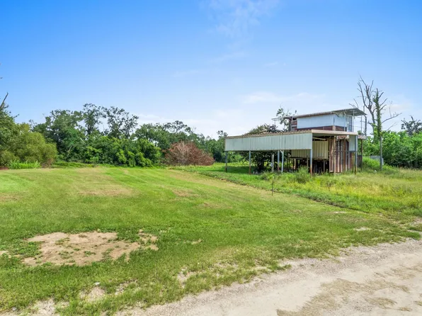 526 Old Ferry Rd #26 & 27, Kinder, LA 70648