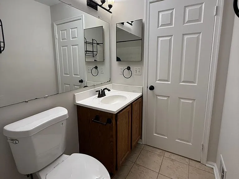8442 Springfield Oaks Dr — Photo 14