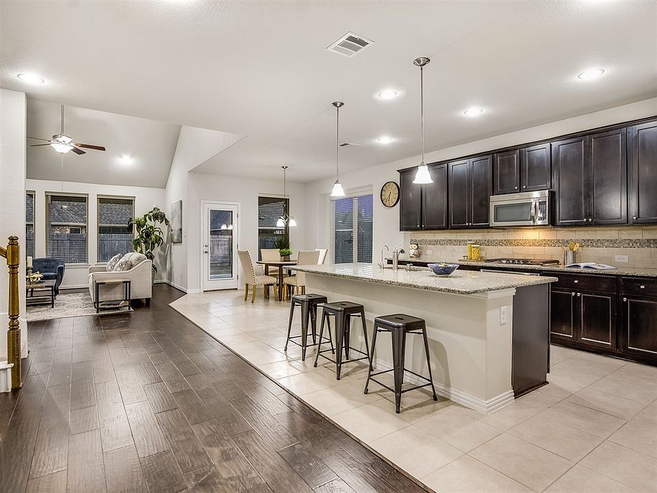 1st image of 3636 Arvel Dr