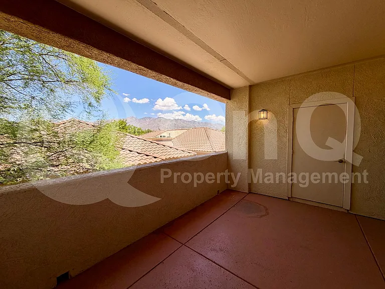 2550 E River Rd #5302 — Photo 16