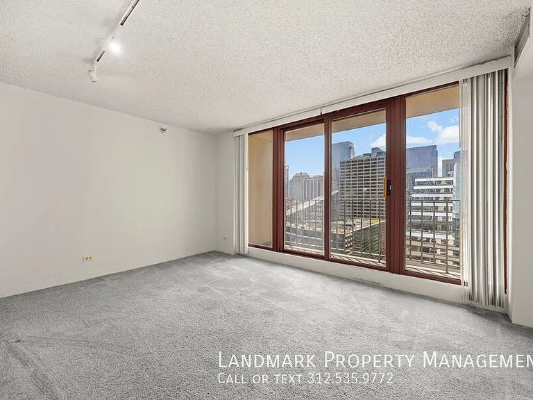 200 N Dearborn St #3201 — Photo 7