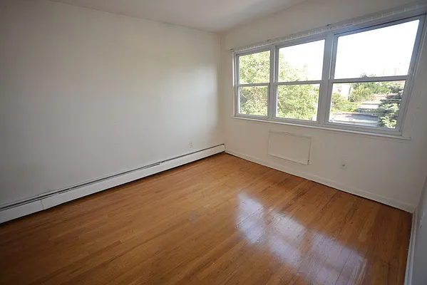 Rented by Voro, LLC | media 30