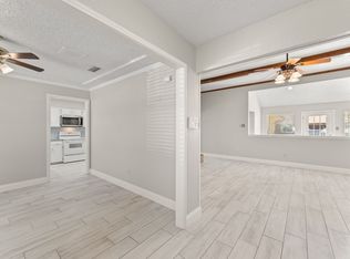 3205 Delaford Dr, Carrollton, TX 75007