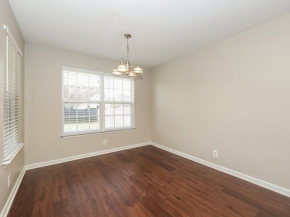 5th image of 845 Maricopa Dr