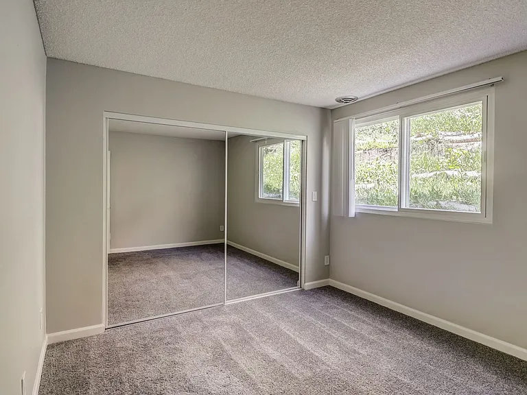 Point Loma Bay Apartments | Coastal Living Near the Beach — Photo 10