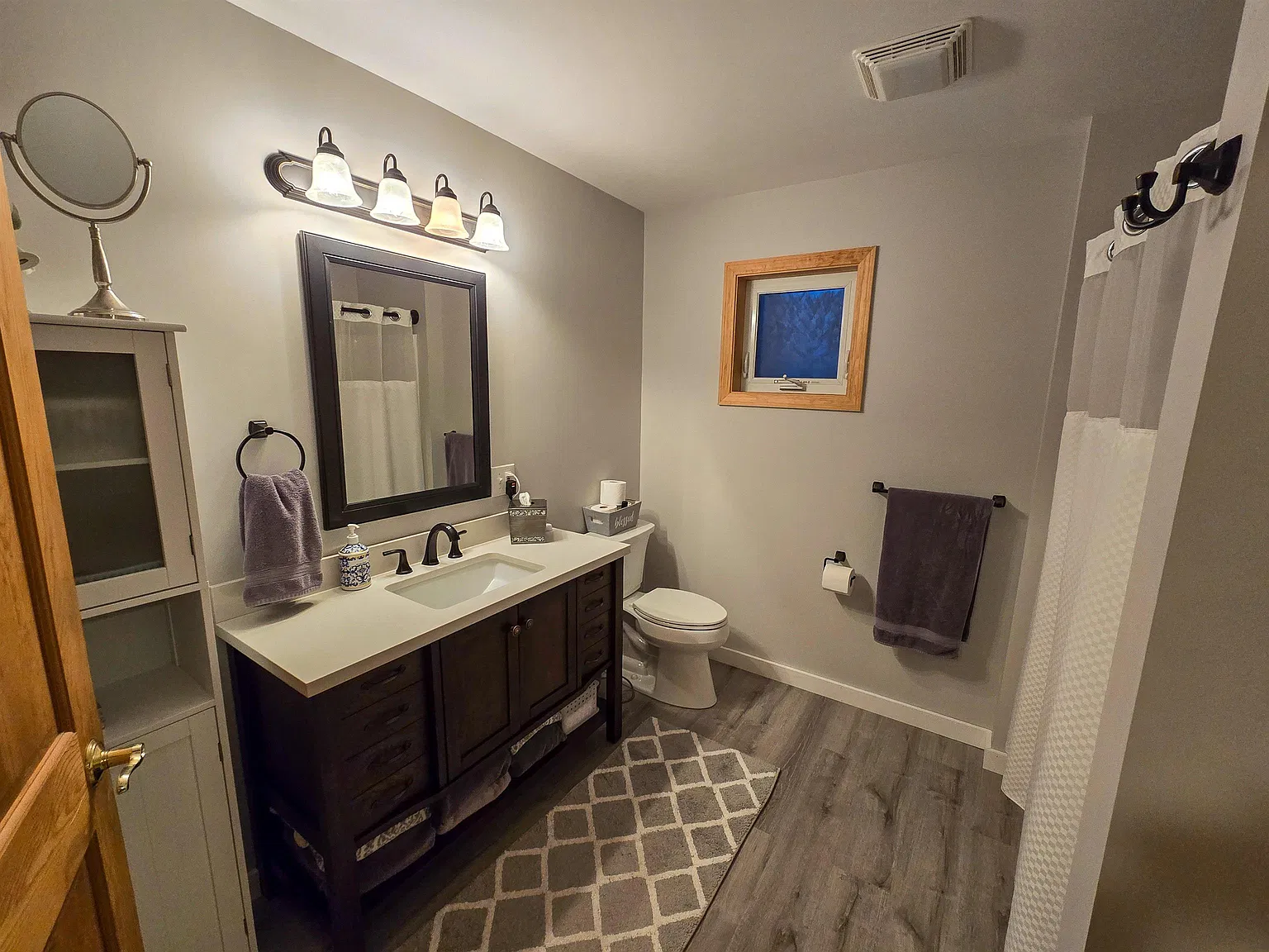 1 bed, 1.0 bath, 900 sqft, $2,000 — Photo 4