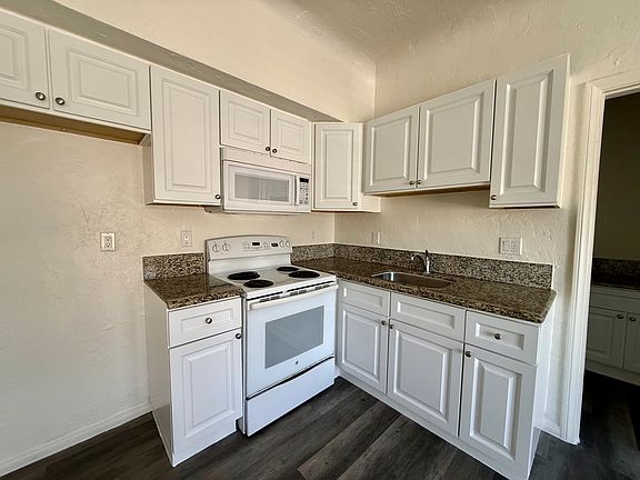 4th image of 2001 Cedar Ave APT 14