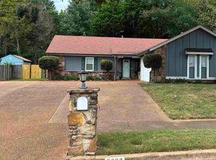 6892 Starkenburg Ln, Memphis, TN 38115